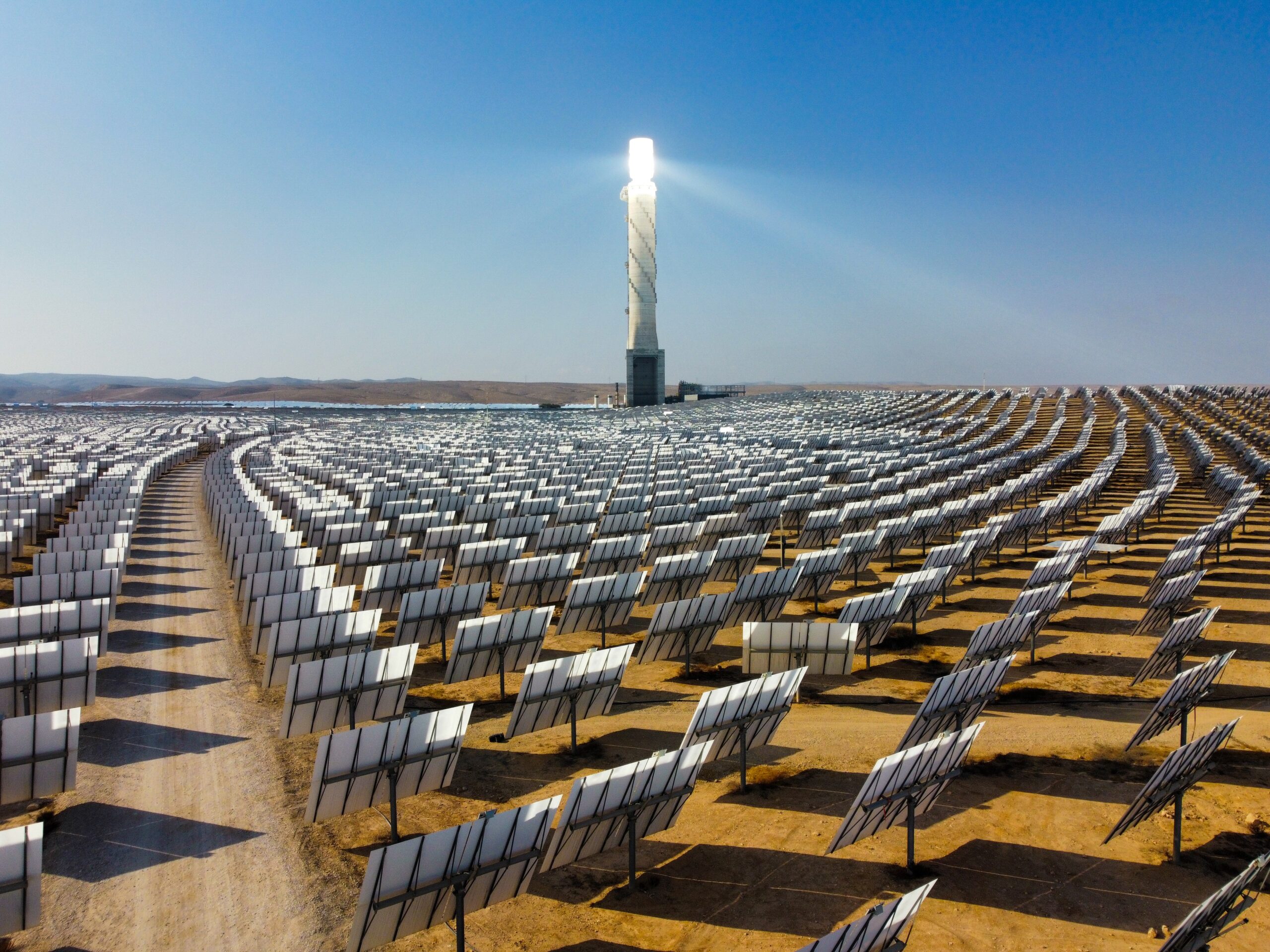 범용 태양광 전지의 에너지 발전 효율